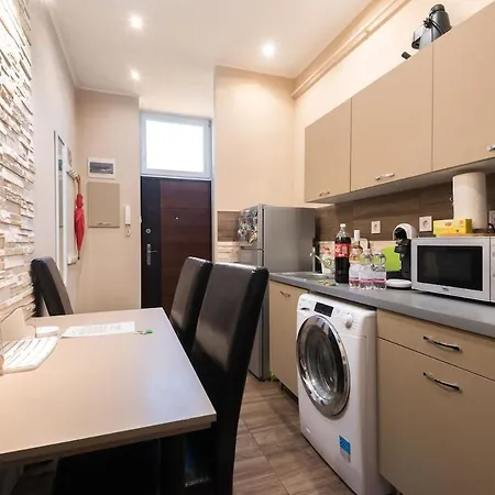 Cozy At Puskas Stadium Budapest